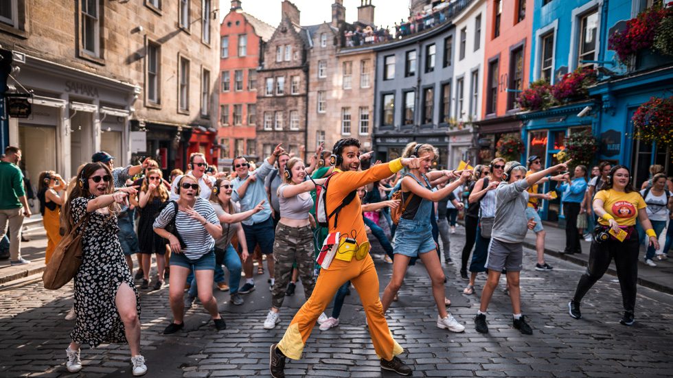 Staying Healthy While Touring: Edinburgh Festival and Fringe 2023 Guide